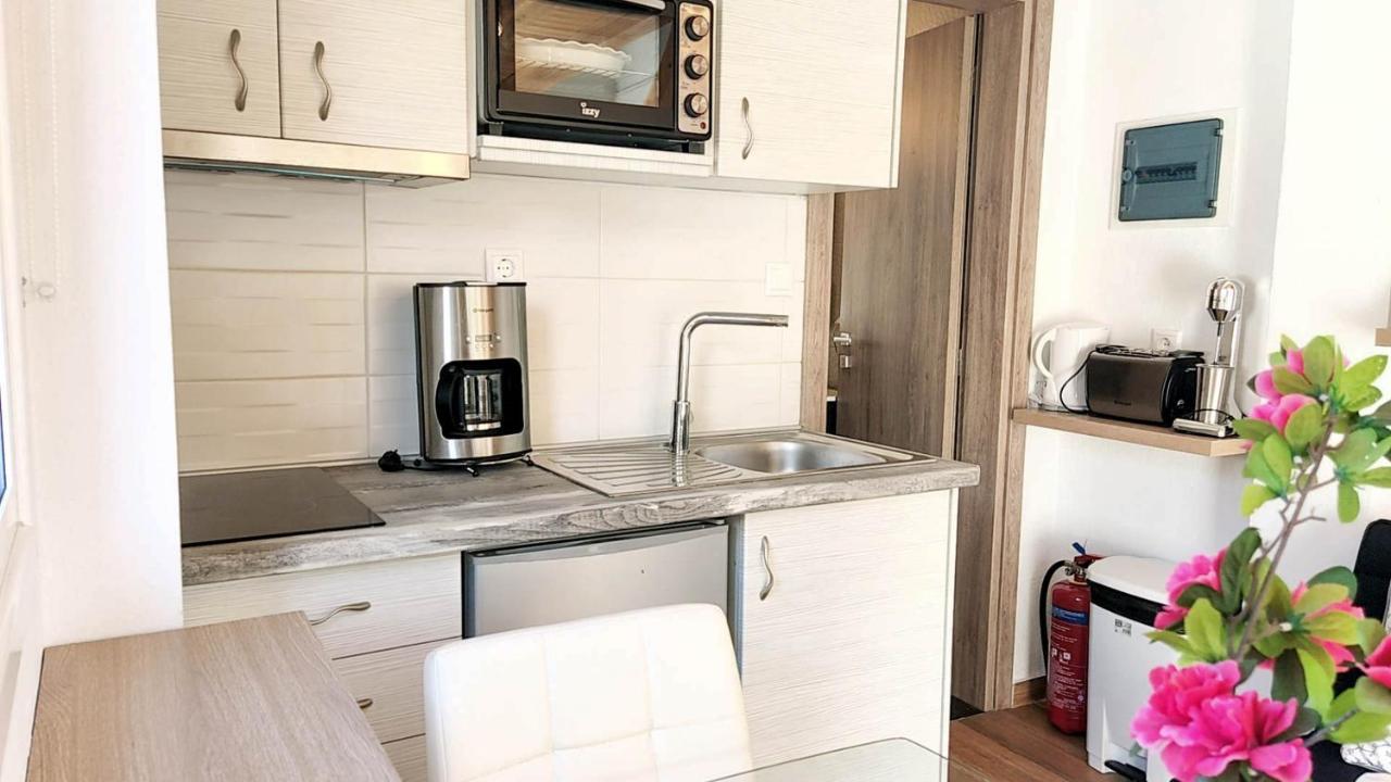 Del Sol Suites Skiathos stad Exteriör bild