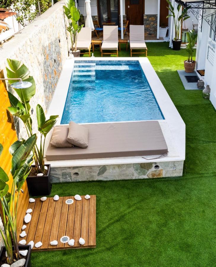 Del Sol Suites Skiathos stad Exteriör bild