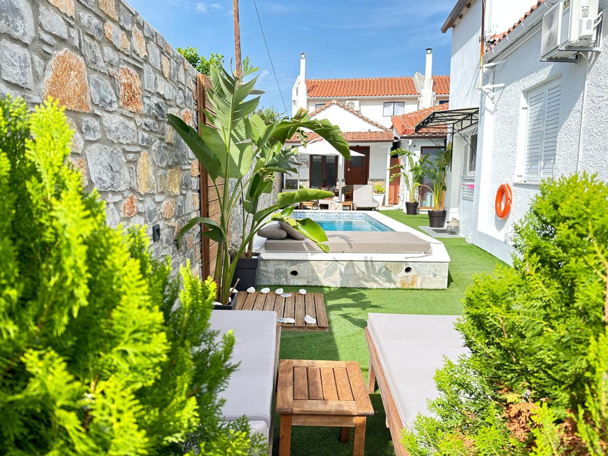 Del Sol Suites Skiathos stad Exteriör bild